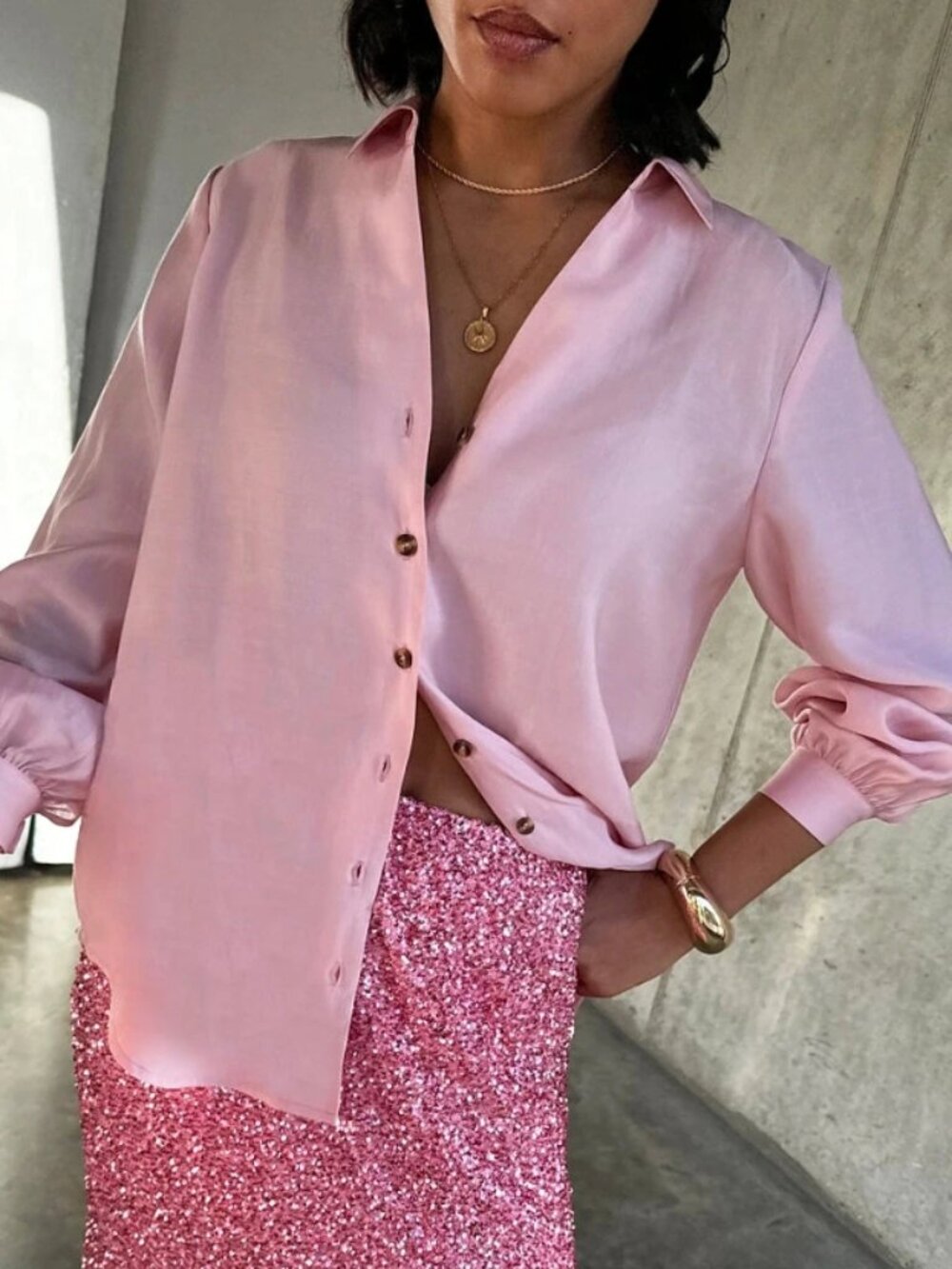 ✨ NEW Never Fully Dressed Pink Miley Shirt 24 - Picture 3 of 11
